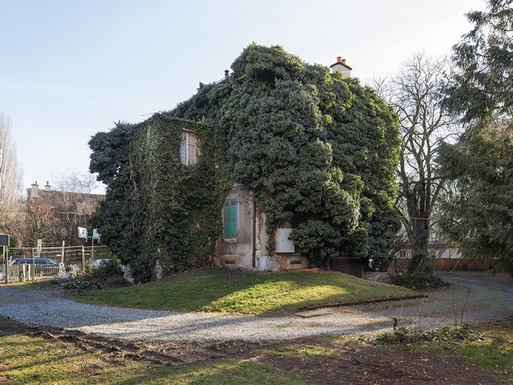 Transformation et réaffectation de la villa Vermont en centre de soins pour personnes démunies, Genève.
Maître de l’ouvrage: Ville de Genève.
Collaborateur: Fabian Wieland.